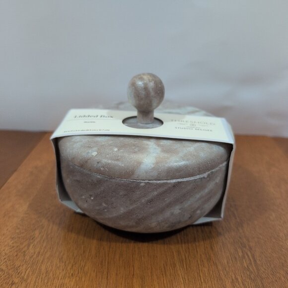 NWT Threshold Studio McGee Marble Lidded Box Trinket Storage Bathroom Bedroom - Picture 2 of 8